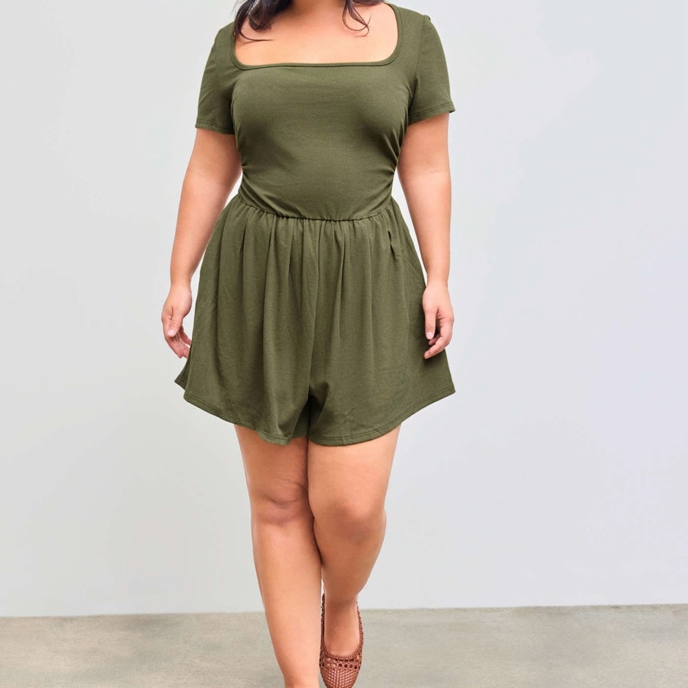 Knit Cotton-blend Square Neck Ruched Pocket Shorts Romper Olive Green size 1XL
